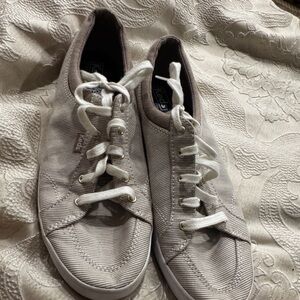 Keds Women's Cream Lace-Up Sneakers